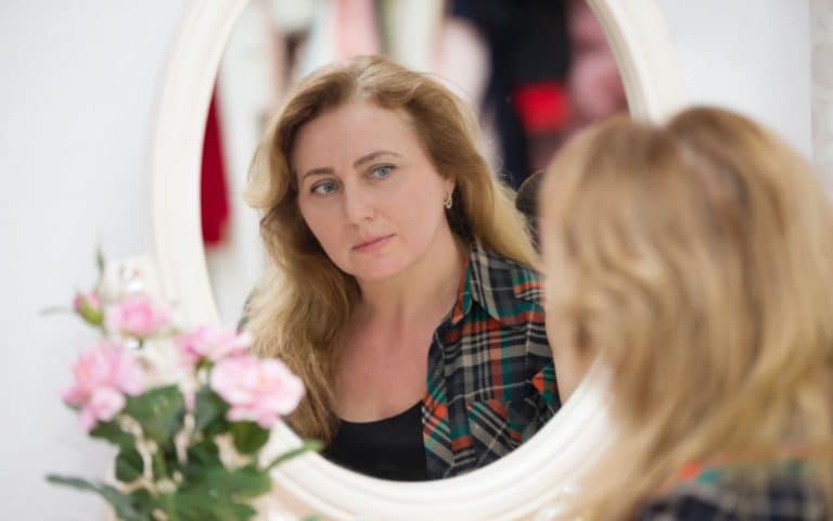 מילוי קמטים בראי העשורים