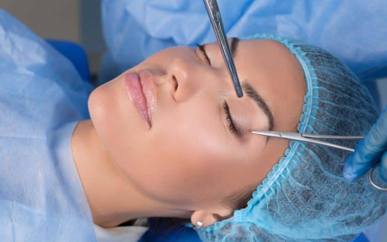 מתחדשים לקראת פסח ניתוח עפעפיים