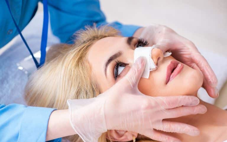 המוצרים שיסייעו לך בהחלמה מניתוח פלסטי