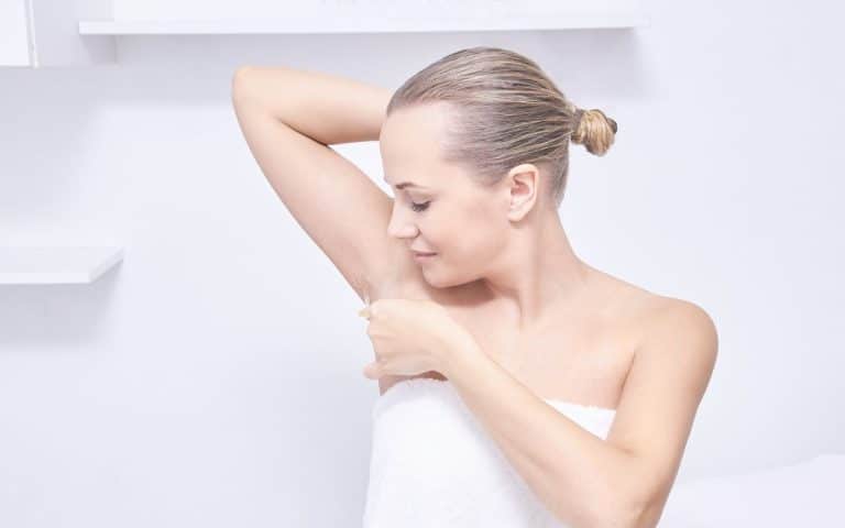 טיפולי אחזקה ומניעה של צמיחה מחודשת של השיער לאחר לייזר